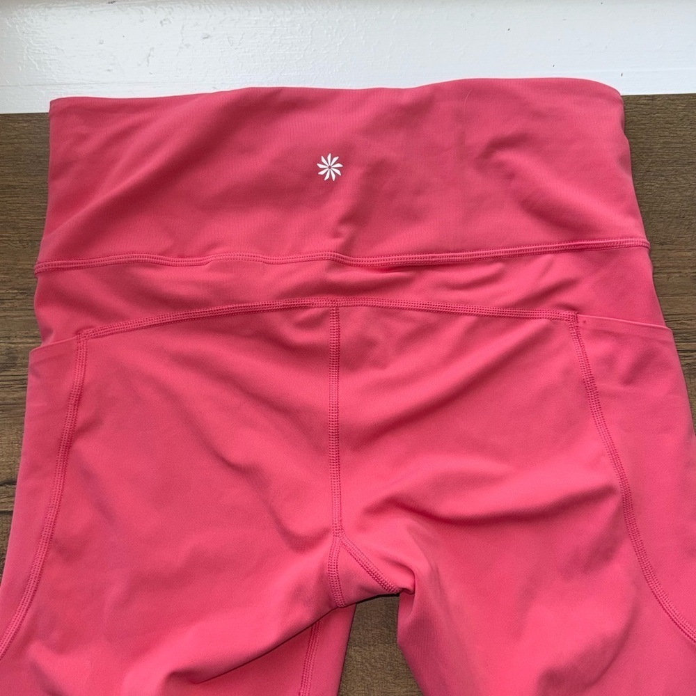 Athleta Women’s Hot Pink Ultimate Stash High Rise  Crop Size M - Picture 2 of 6
